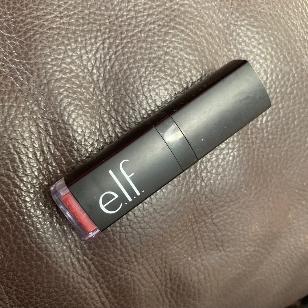 Elf lipstick razzle dazzle red